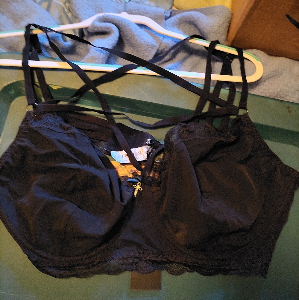 She Bites Lace Bra, KILLSTAR